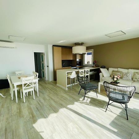 La Marina2 Seaview With Amazing Terrace Apartment ซีเจส ภายนอก รูปภาพ