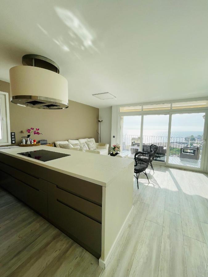 La Marina2 Seaview With Amazing Terrace Apartment ซีเจส ภายนอก รูปภาพ